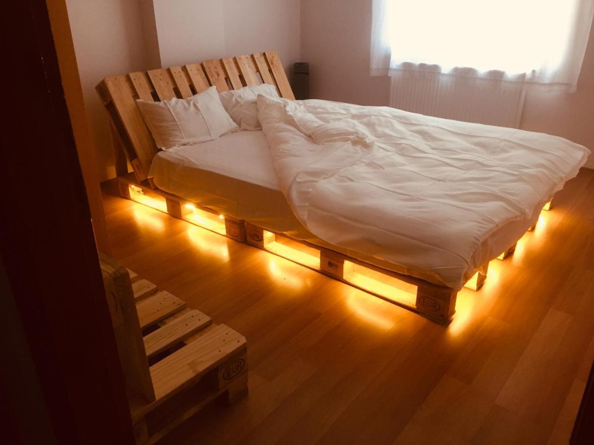 Single Room, Одноместная Комната В Доме, Chambre D'Une Personne, Habitacion Individual Κωνσταντινούπολη Εξωτερικό φωτογραφία